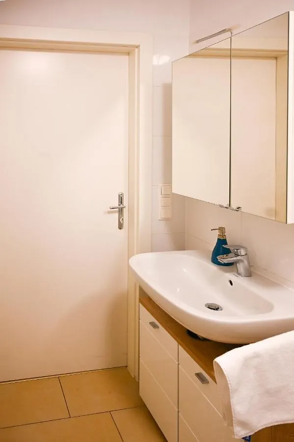 Hideaway Suite Danube Canal Vienna